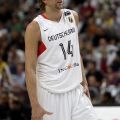 Dirk Nowitzki in Trikot der Deutschen Basketball Nationalmannschaft