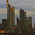 Mainufer sicht auf die Skyline
